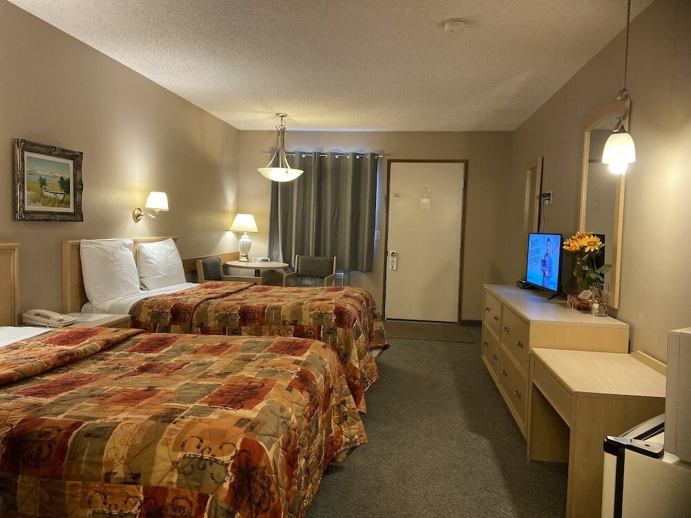 Фото Ranchland Inn