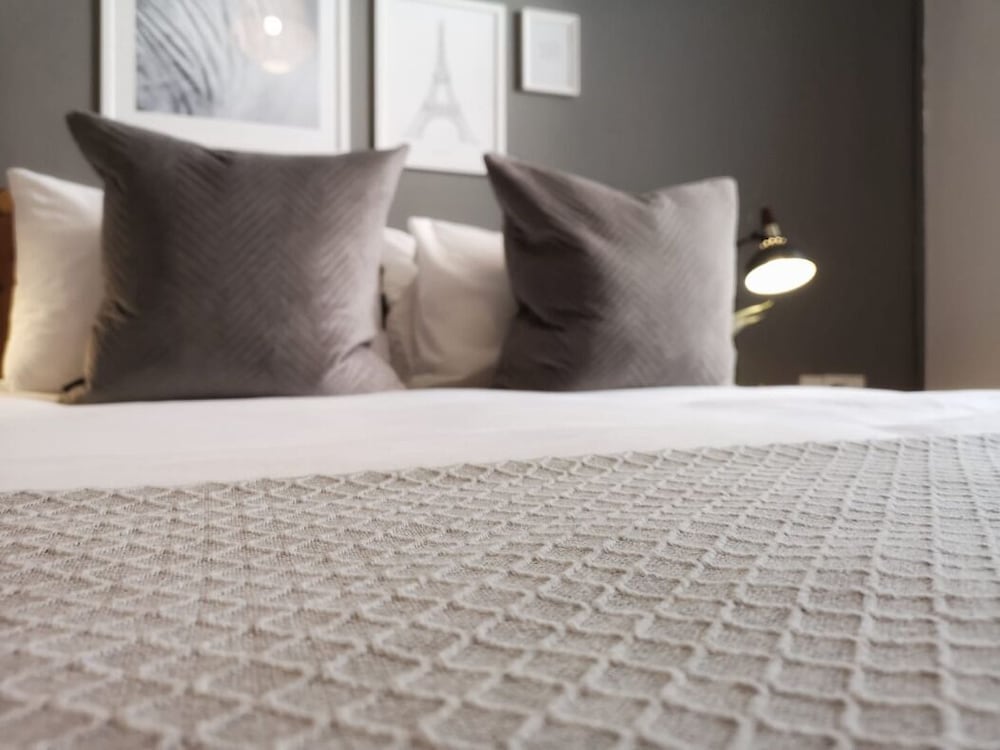 Фото Charming Oxford Apartments