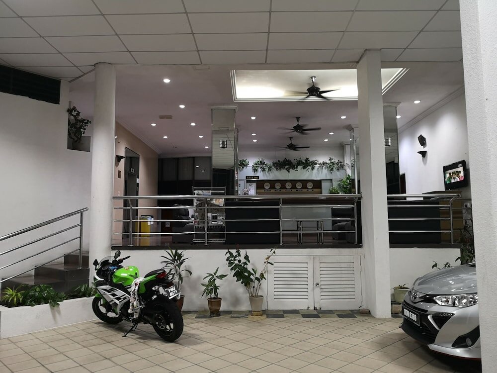 Фото отеля 2