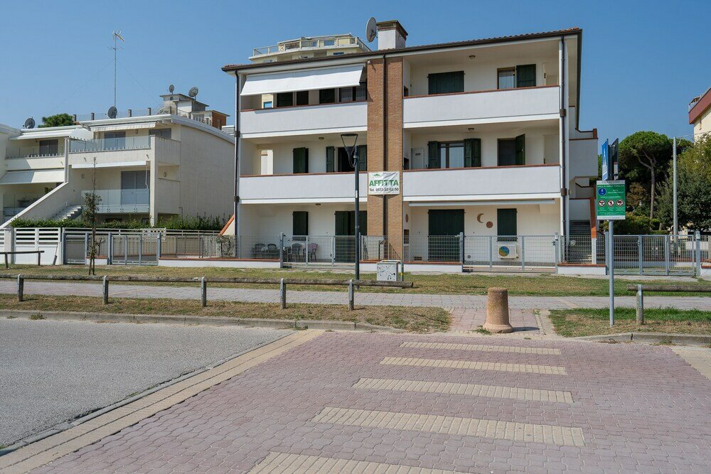 Фото Residence Smith - Fronte Mare 1 Piano 4b
