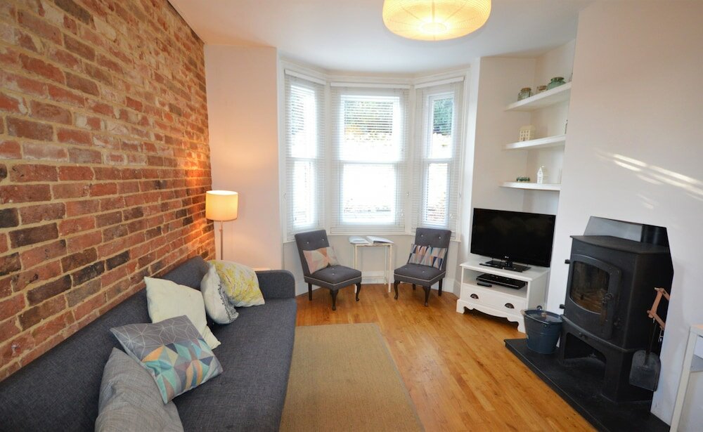 Фото 20 Bellevue Road