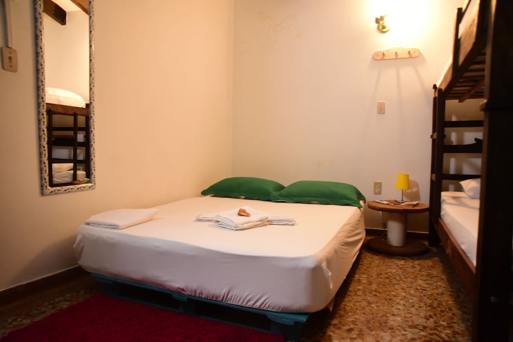 Фото Green Door Boutique