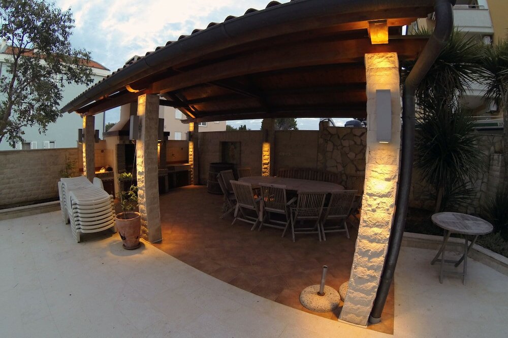 Фото Apartments Flora