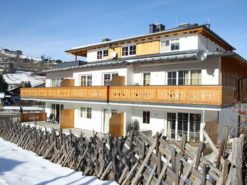 Гостиница Beautiful Apartment in Kaprun Salzburgerland Near ski Lift в Капруне