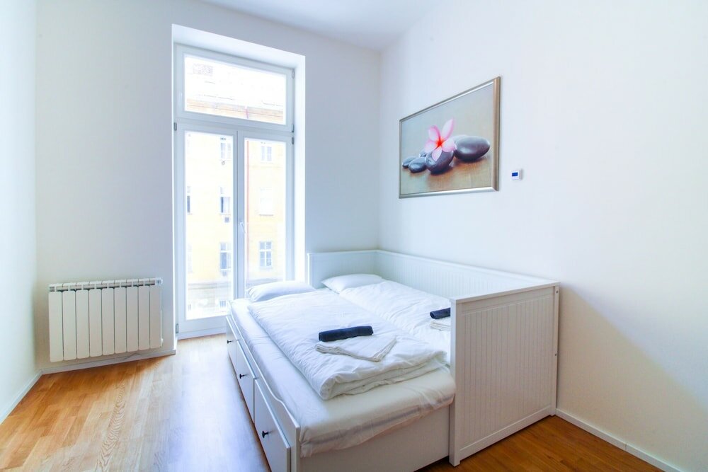 Фото Bouquet Apartments