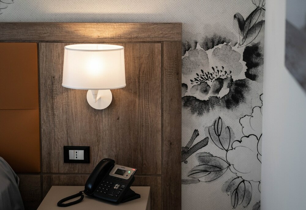 Фото Hotel Pontemare