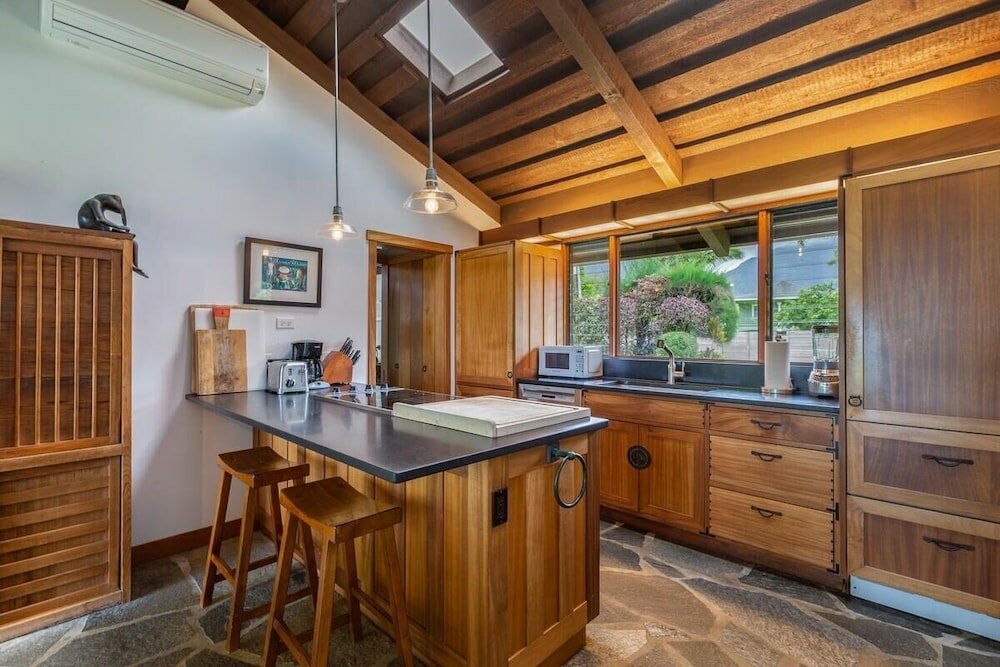 Фото Hale Maluhia Hanalei 1 Bedroom Home by Redawning