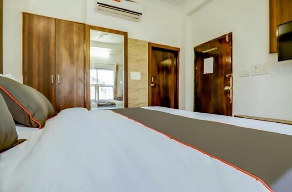 Фото Shri Sai Residency