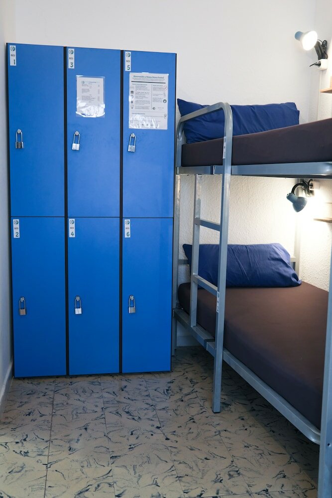 Фото Mana Mana Youth Hostel