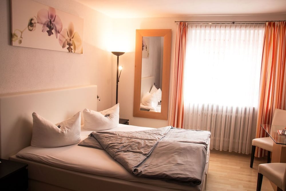 Фото Landhotel Weißer Hahn