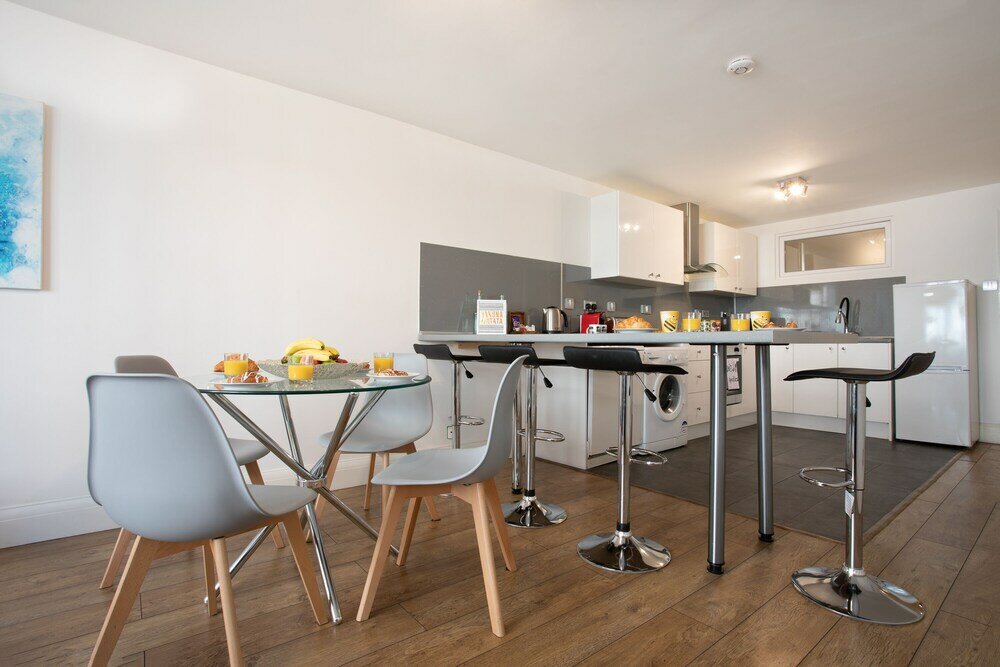 Фото Rest & Recharge Regents Ct 3bed Sleeps 7