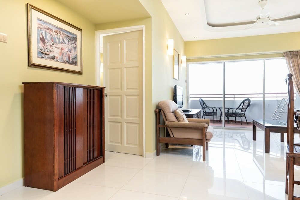 Фото Oyo Home 89794 Uncommon 2br Sri Sayang