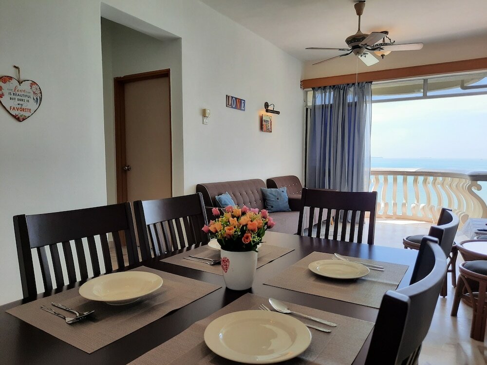 Фото Maison Seaview Suites Port Dickson