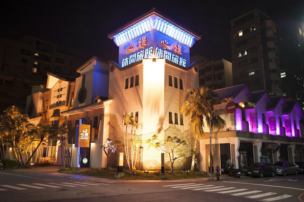 Фото отеля 1