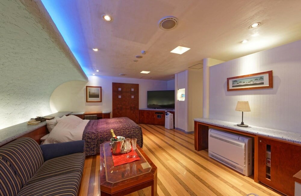 Фото Hotel Noon - Adults Only