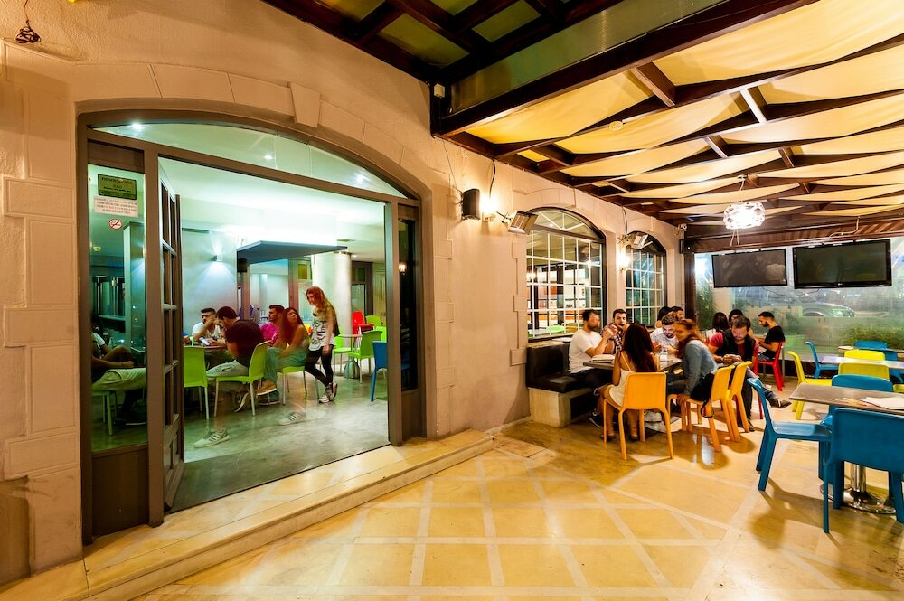 Фото Elina Hotel Apartments