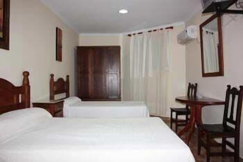 Фото Hotel Manantiales