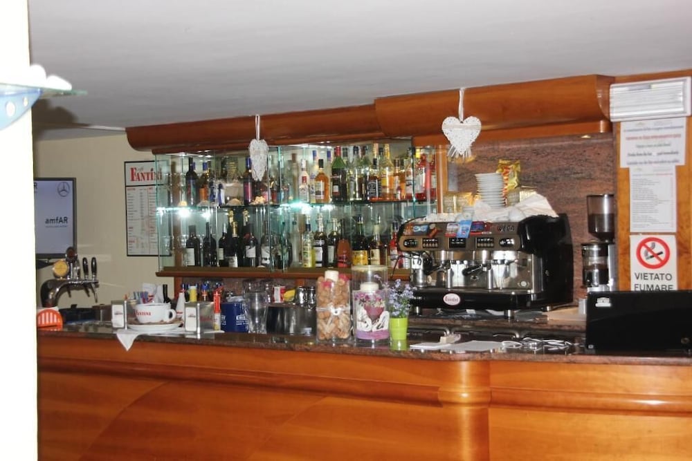 Фото Hotel Orlov