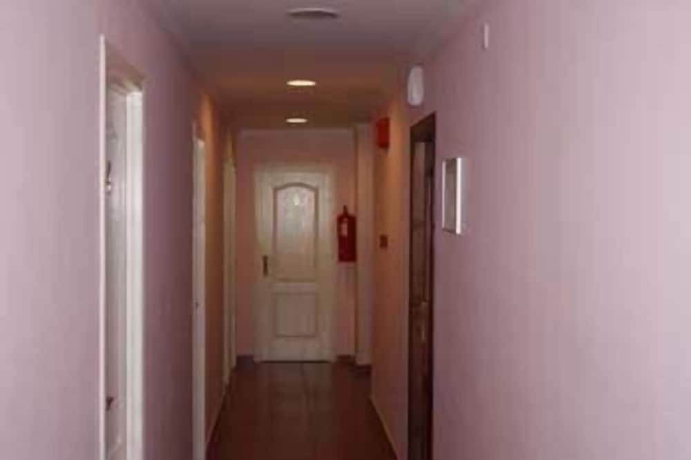 Фото Hotel Manantiales