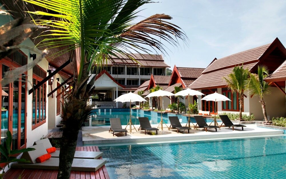 Фото L'esprit de Naiyang Beach Resort