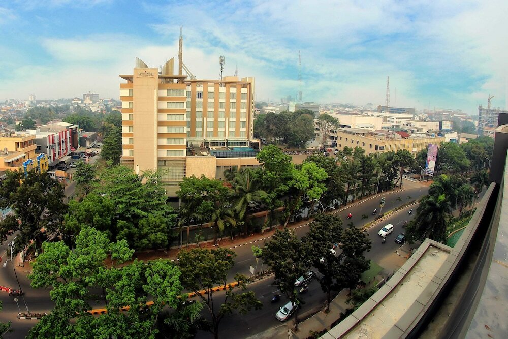 Фото The Arista Hotel