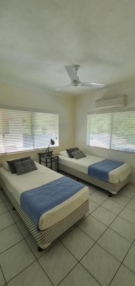 Фото The Beach Place