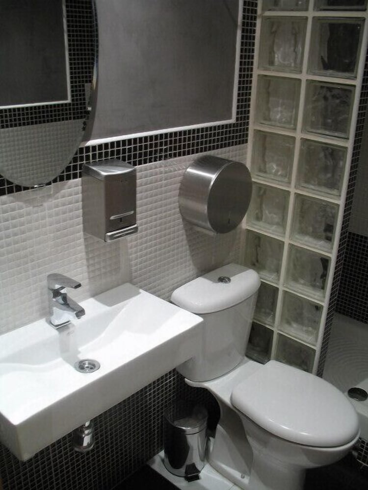 Фото Hostal Noviciado