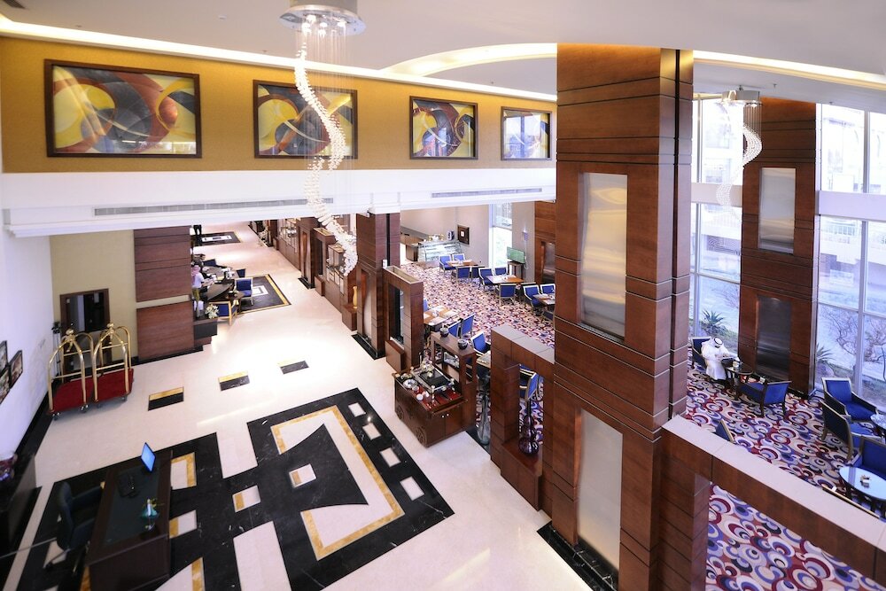 Фото Al Hamra Palace by Warwick