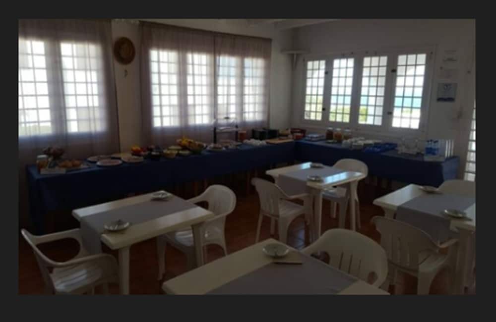 Фото Apartamentos Sa Cala