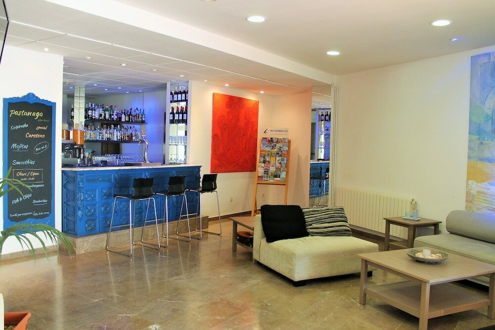 Фото Hotel La Caleta de Tamariu