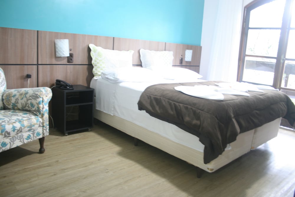 Фото Hotel Estancia Santa Cruz