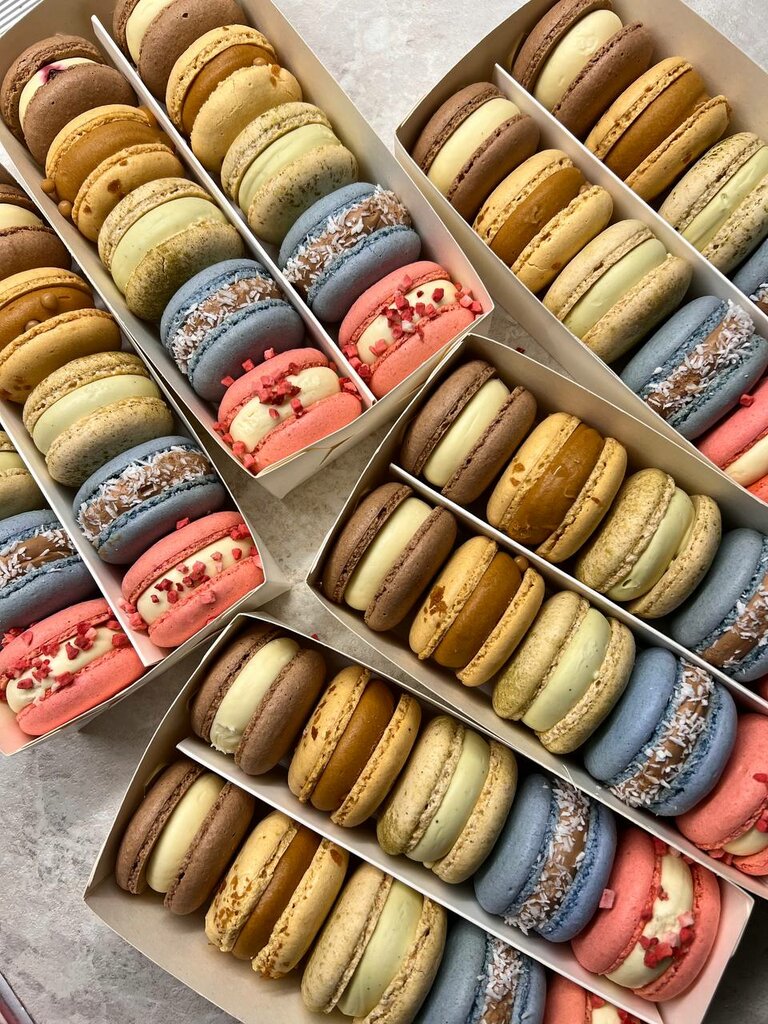 Confectionary Serafima_Macaron, Magadan, photo
