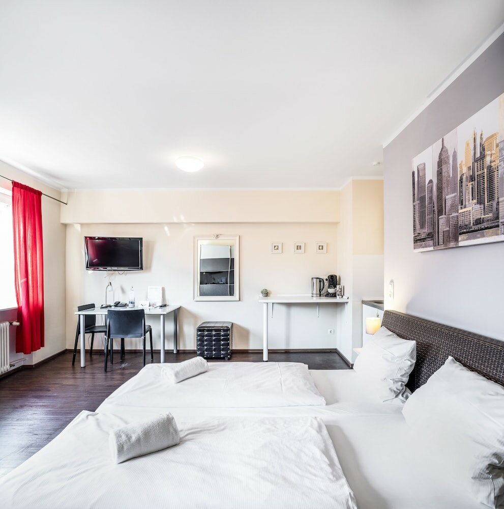 Фото Отель Little Italy Heidelberg