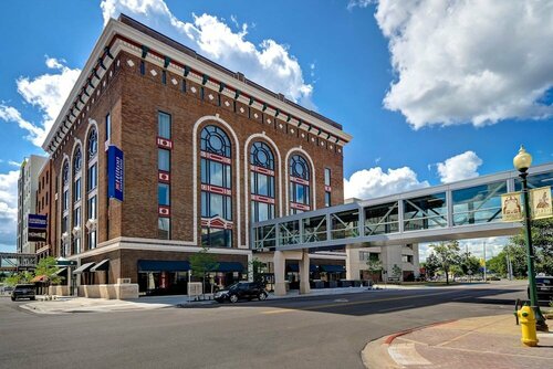 Гостиница Hilton Garden Inn Kalamazoo в Каламазу