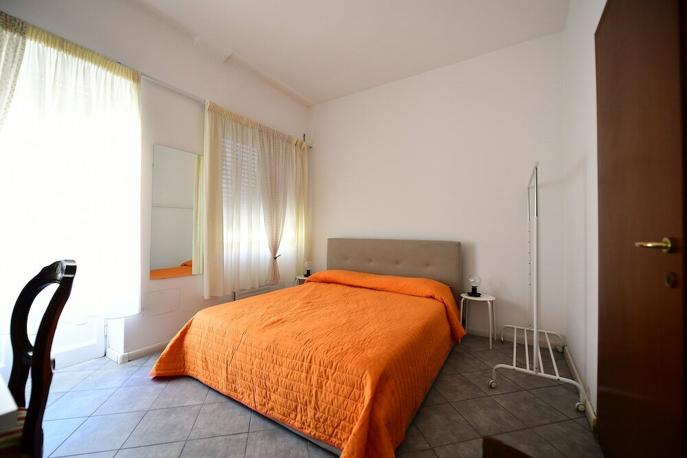 Фото Queen Vatican