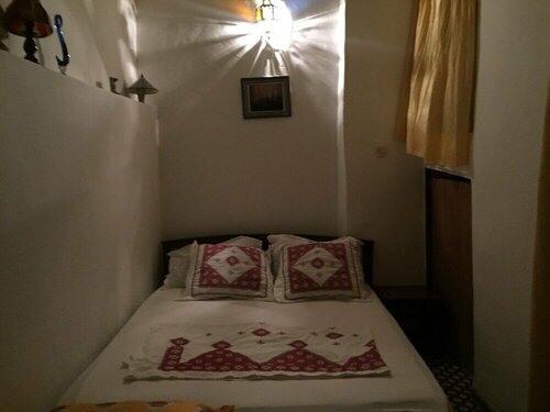 Гостиница Family Room for 6 Peoples Sunny Riad Inside Medina Fes El Bali в Фесе