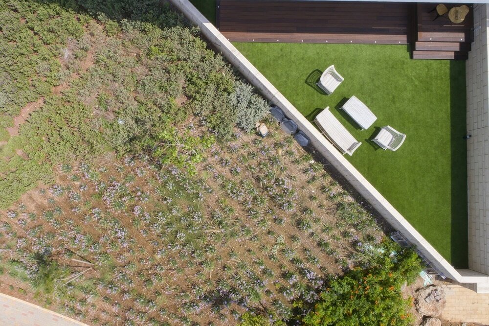 Фото Stylish Garden Apartment near Akhziv Beach