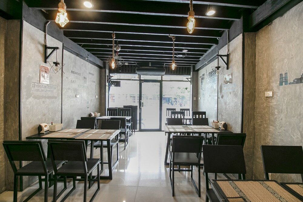 Фото Oyo 1158 Thestaycafe Hostel