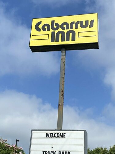 Гостиница Cabarrus Inn