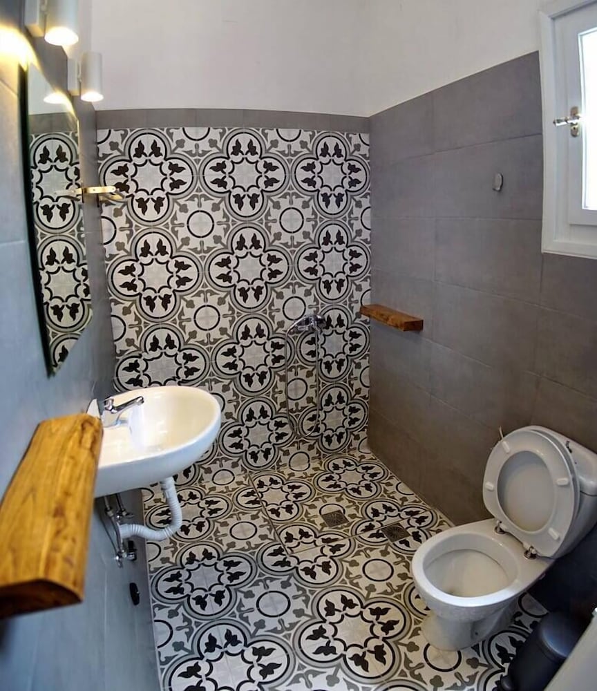 Фото Axilleion Guest House