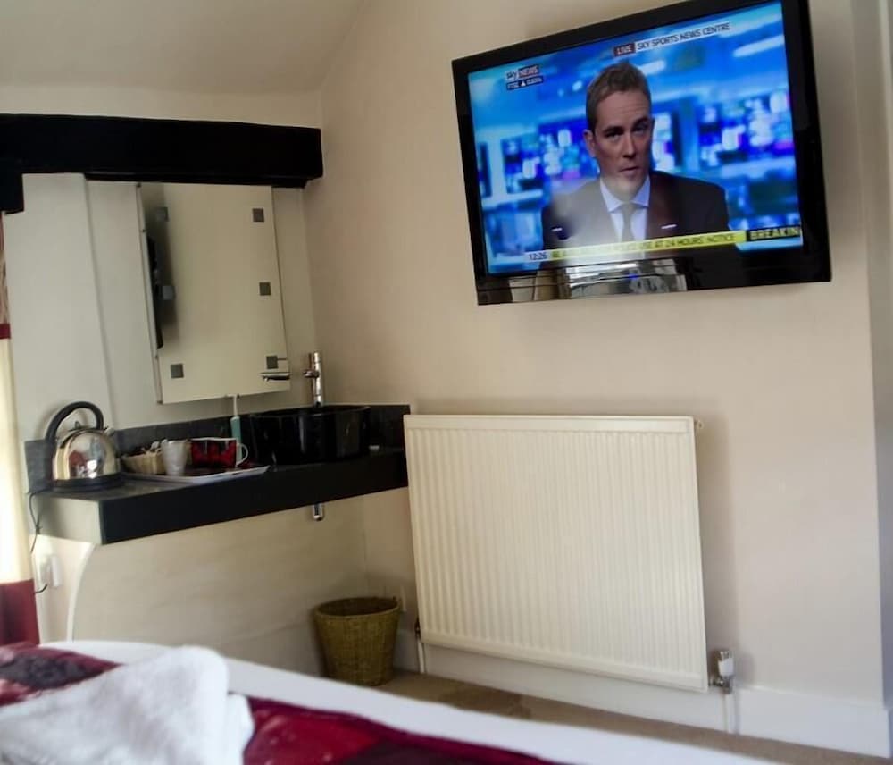 Фото The White Hart Hotel