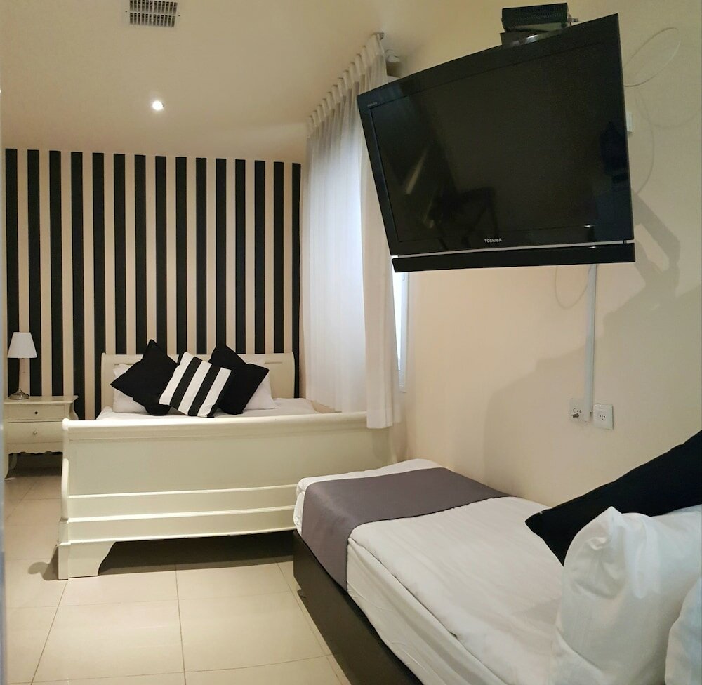 Фото Central Hotel