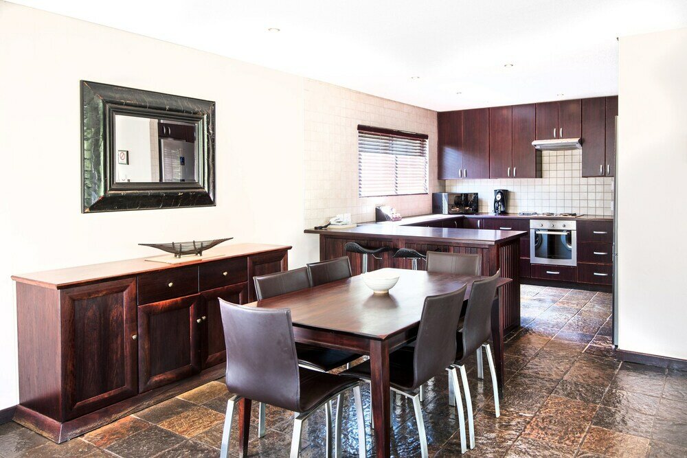 Фото Arebbusch Travel Lodge