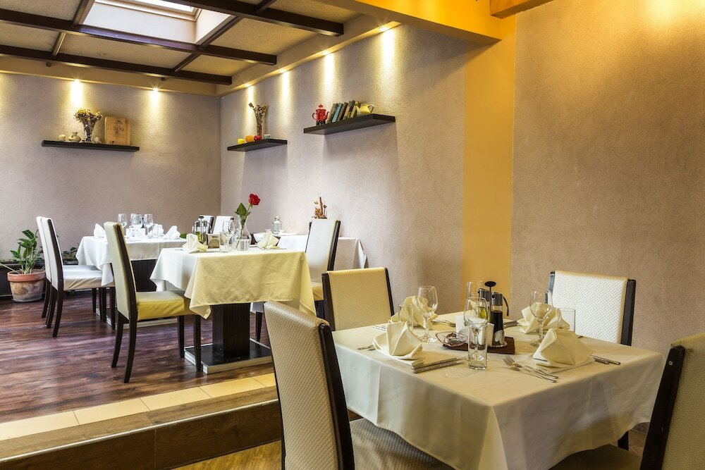 Фото Best Western Plus Bristol Hotel