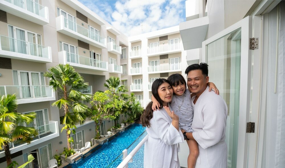 Фото Grand Ixora Kuta Resort