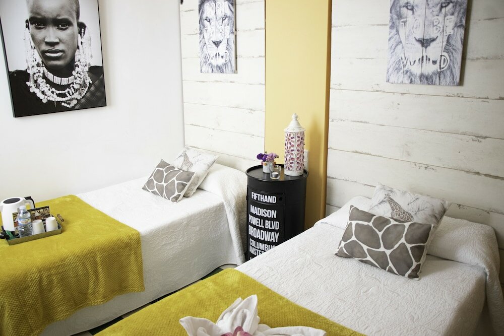 Фото Hostal La Fonda