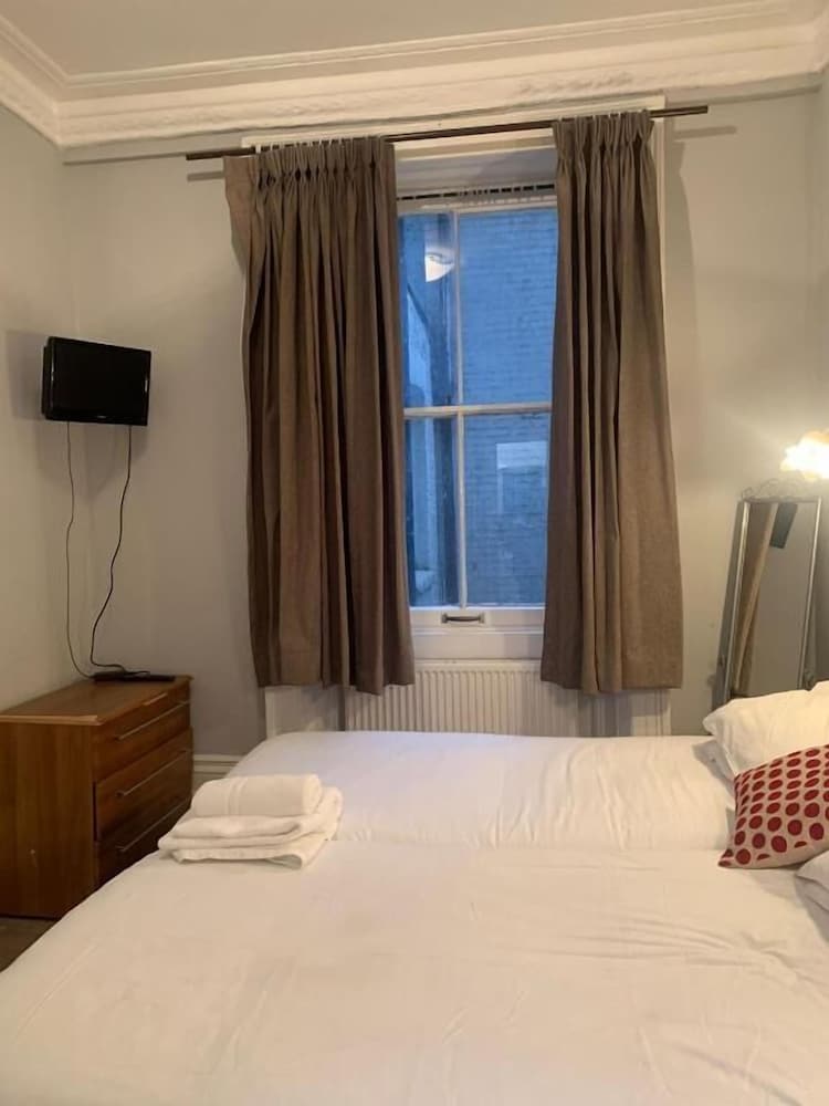 Фото Norfolk Inn Paddington