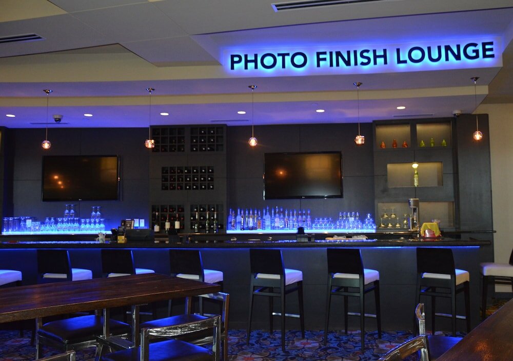 Фото Prairie Meadows Casino, Racetrack & Hotel