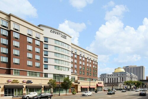 Гостиница Courtyard by Marriott Newark Downtown в Ньюарке