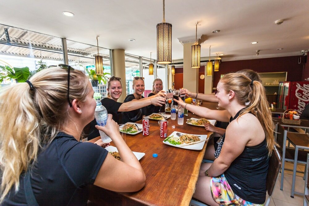 Фото New Road Guest House - Hostel